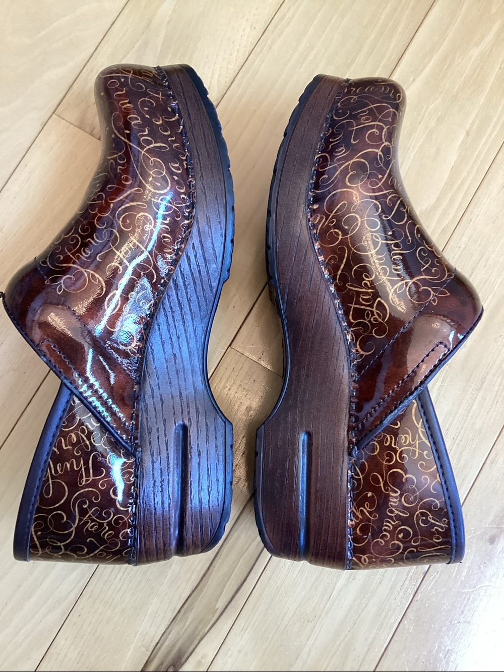 Dansko 20th Anniversary limited edition inspirational quote professional clogs - Picture 8 of 16